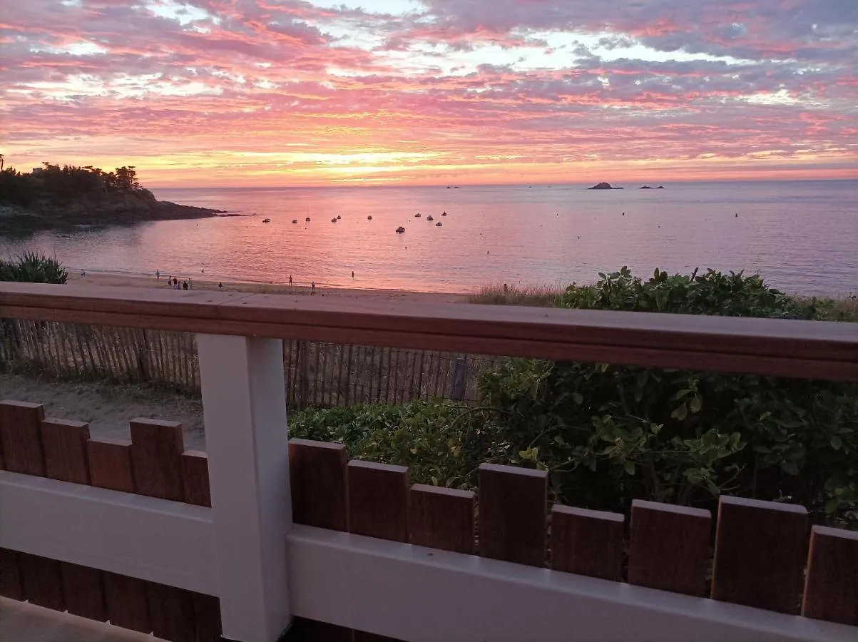 Vue Sur Mer Panoramique, Acces Direct Plage Saint-Malo 0*,  France